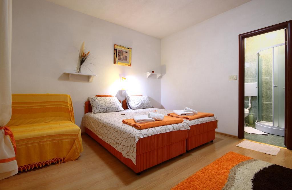 Guesthouse Bmb Bagaric Budva Habitación foto